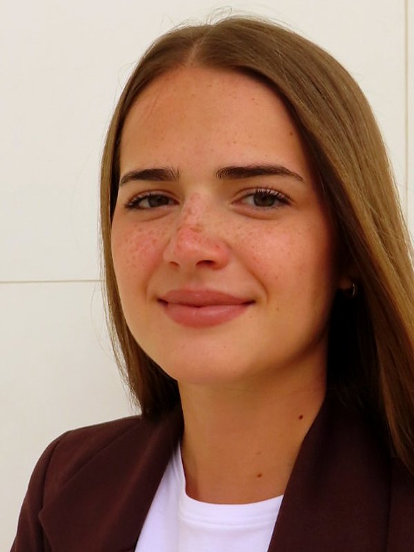Mag. Anna Knezevic